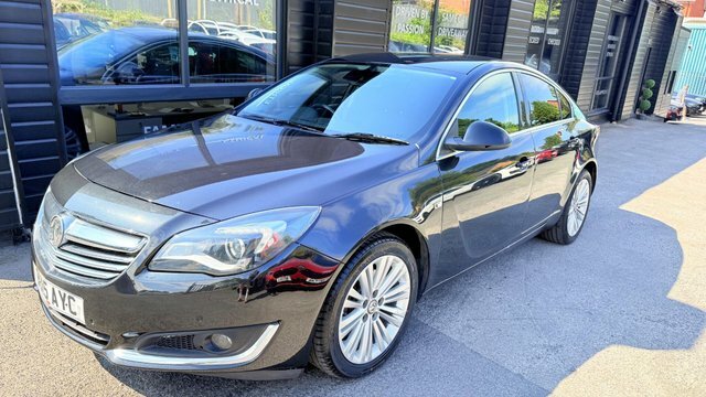 Vauxhall Insignia Hatchback Black #16