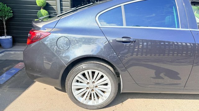 Vauxhall Insignia Hatchback Black #12
