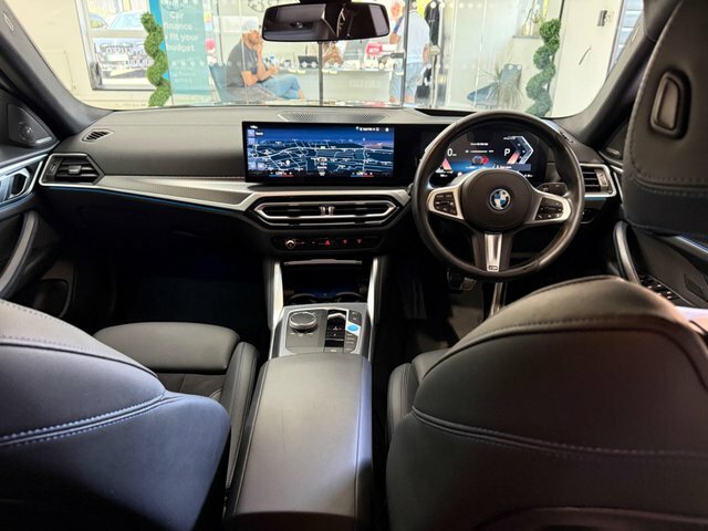 BMW i4 40 83.9Kwh M Sport Green #2