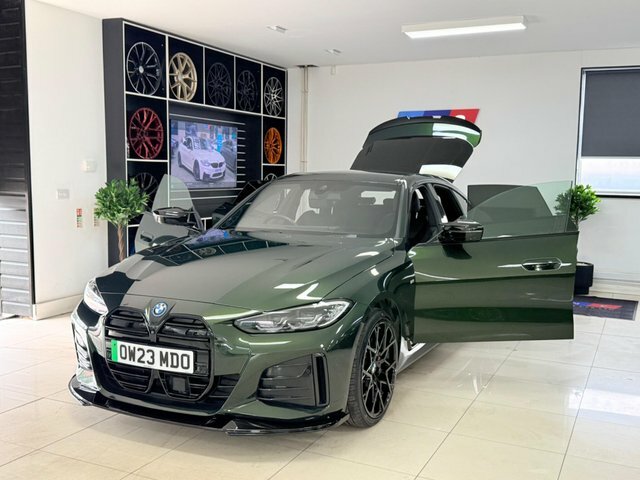 BMW i4 40 83.9Kwh M Sport Green #3