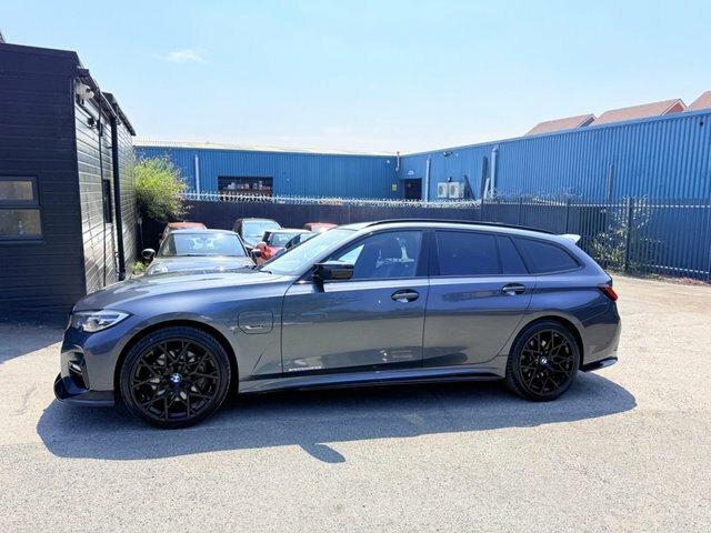 BMW 3 Series  Blue #9
