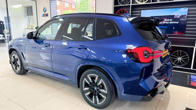 BMW iX3 80Kwh M Sport Blue #6