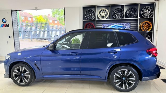 BMW iX3 80Kwh M Sport Black #45