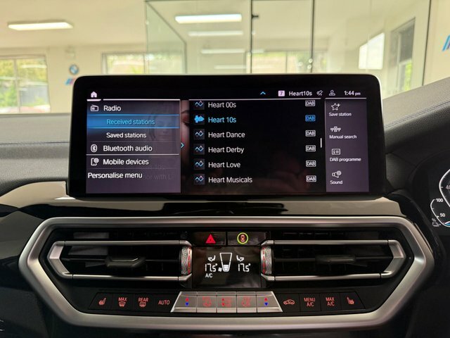 BMW iX3 80Kwh M Sport Black #25