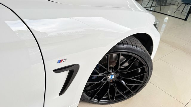 BMW 4 Series 2.0 420D M Sport White #6