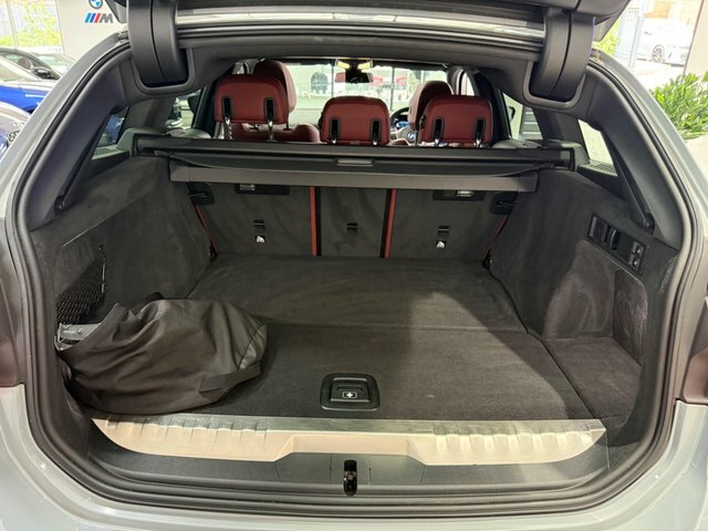 BMW 3 Series 320I M Sport Step White #42
