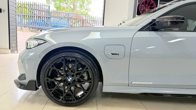 BMW 3 Series 320I M Sport Step White #47