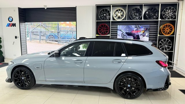 BMW 3 Series 320I M Sport Step White #30