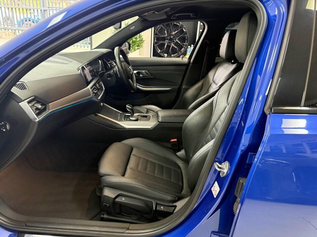 BMW 3 Series 2.0 330E 12Kwh M Blue
