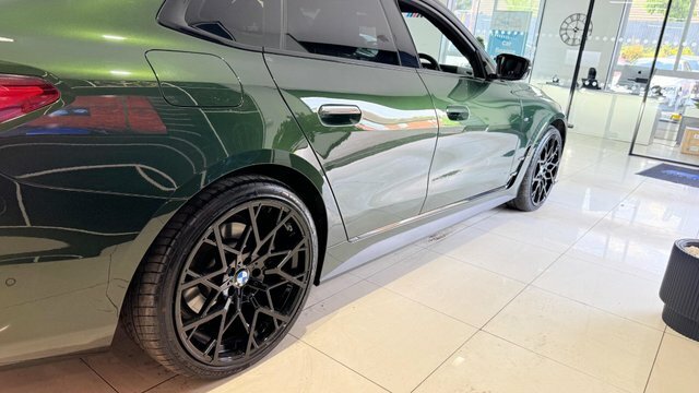 BMW i4 40 83.9Kwh M Sport Green #6