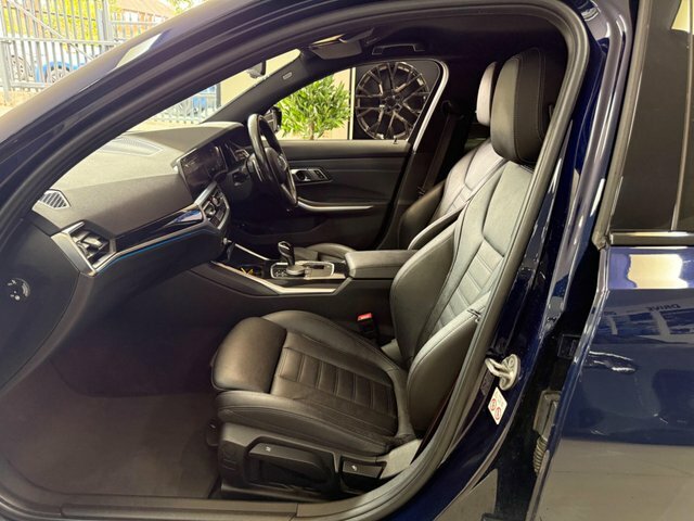BMW 3 Series 2.0 330E 12Kwh M Blue