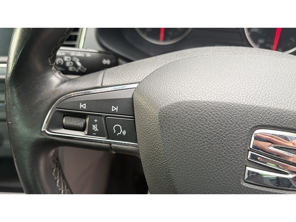 Seat Leon Tsi Evo Se Dynamic AV69NFX Red #6
