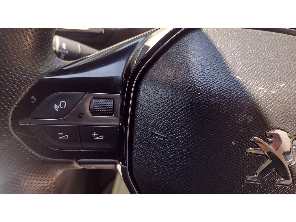 Peugeot 3008 Bluehdi Gt Line MW68XSK Brown #4