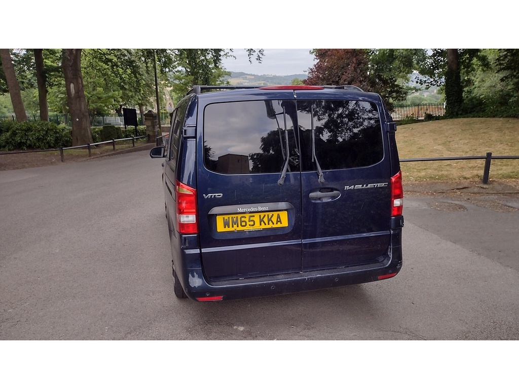 Mercedes-Benz Vito Panel Van White #18