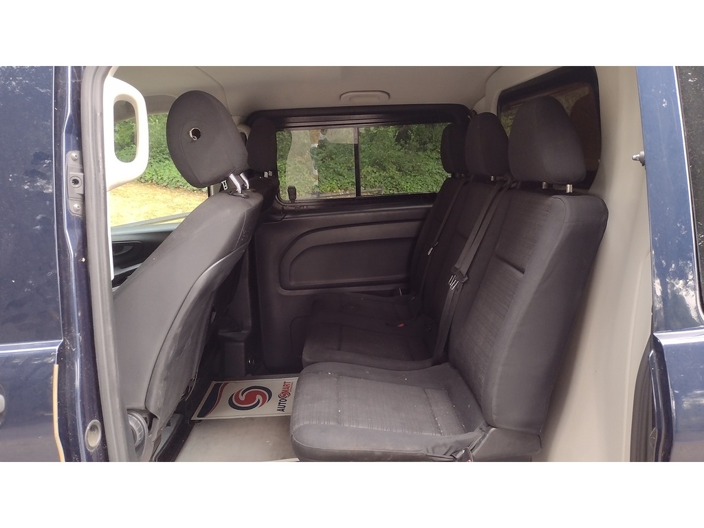 Mercedes-Benz Vito Panel Van White #13
