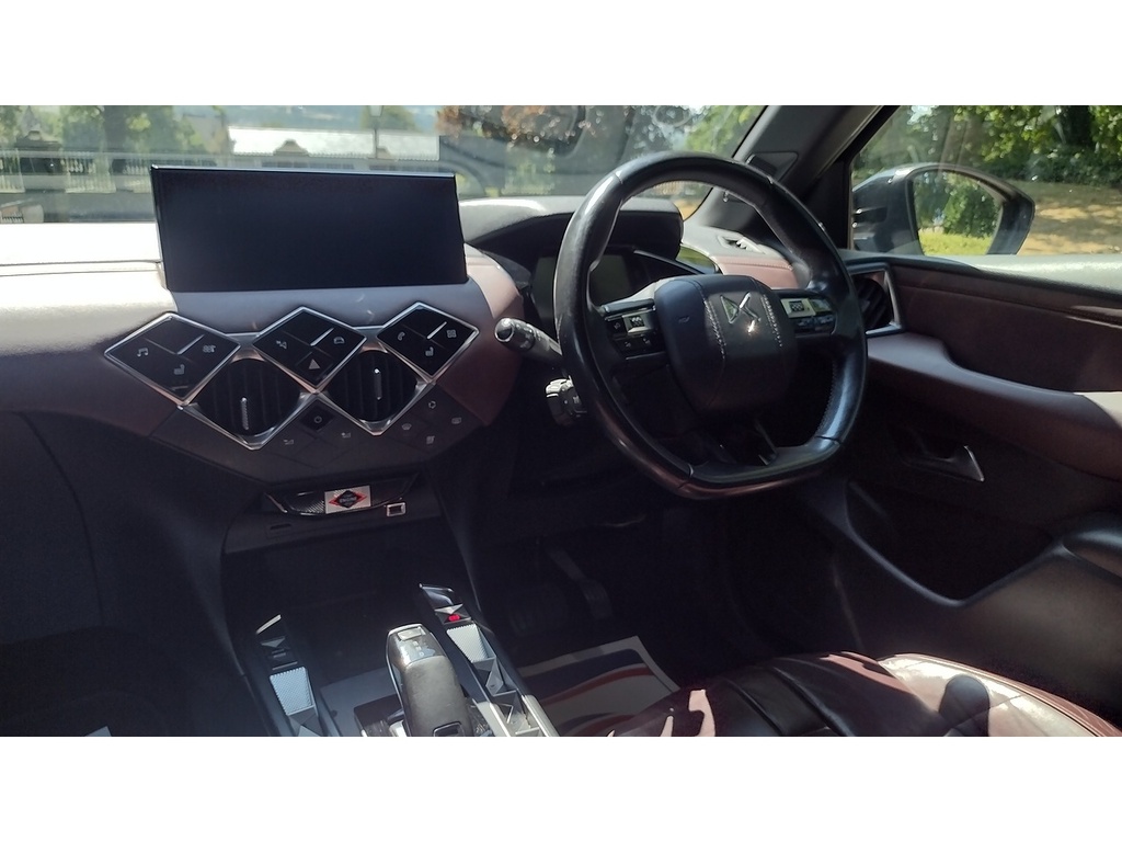 DS DS 3 Crossback Puretech Performance Line Ss Eat8 White #11
