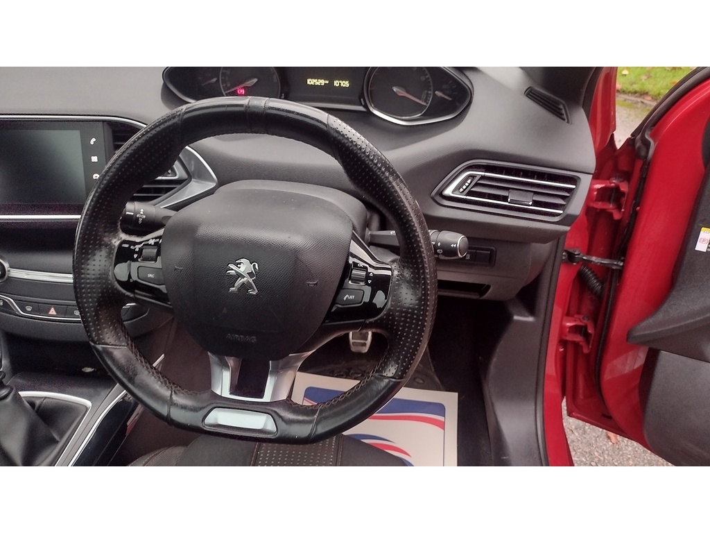 Peugeot 308 Puretech Gt Line Red #6