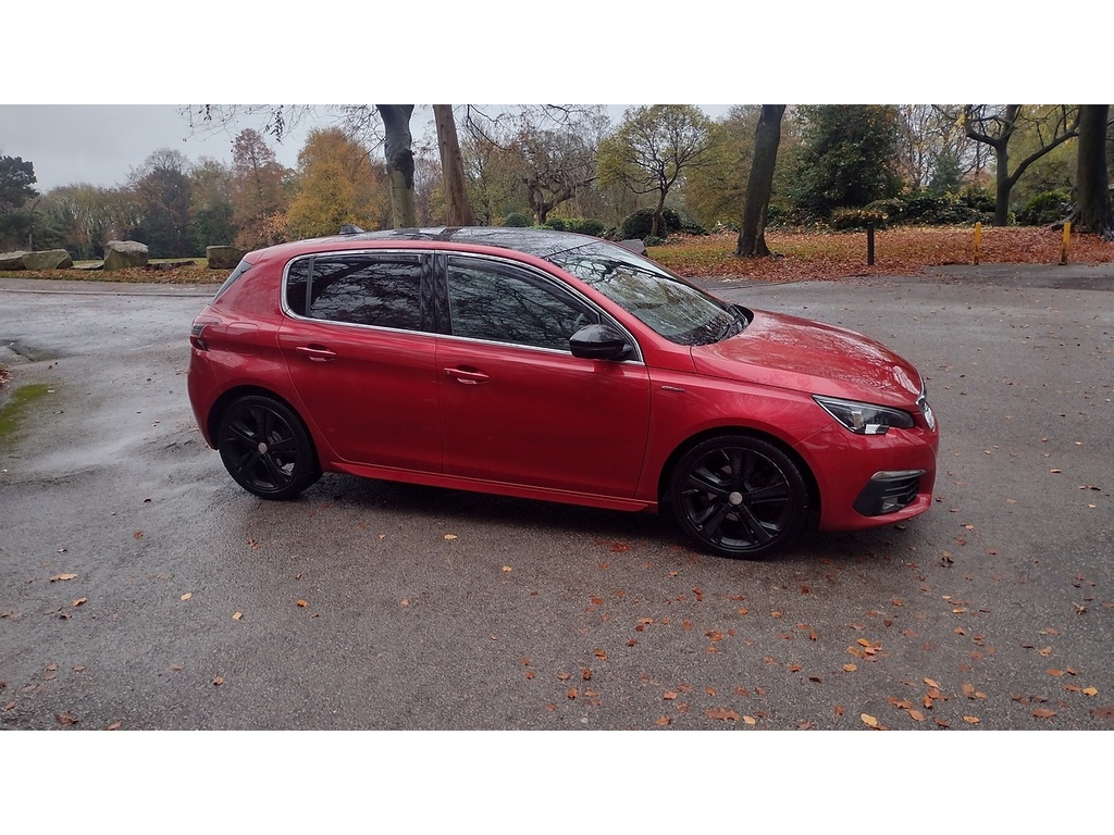 Peugeot 308 Puretech Gt Line Red