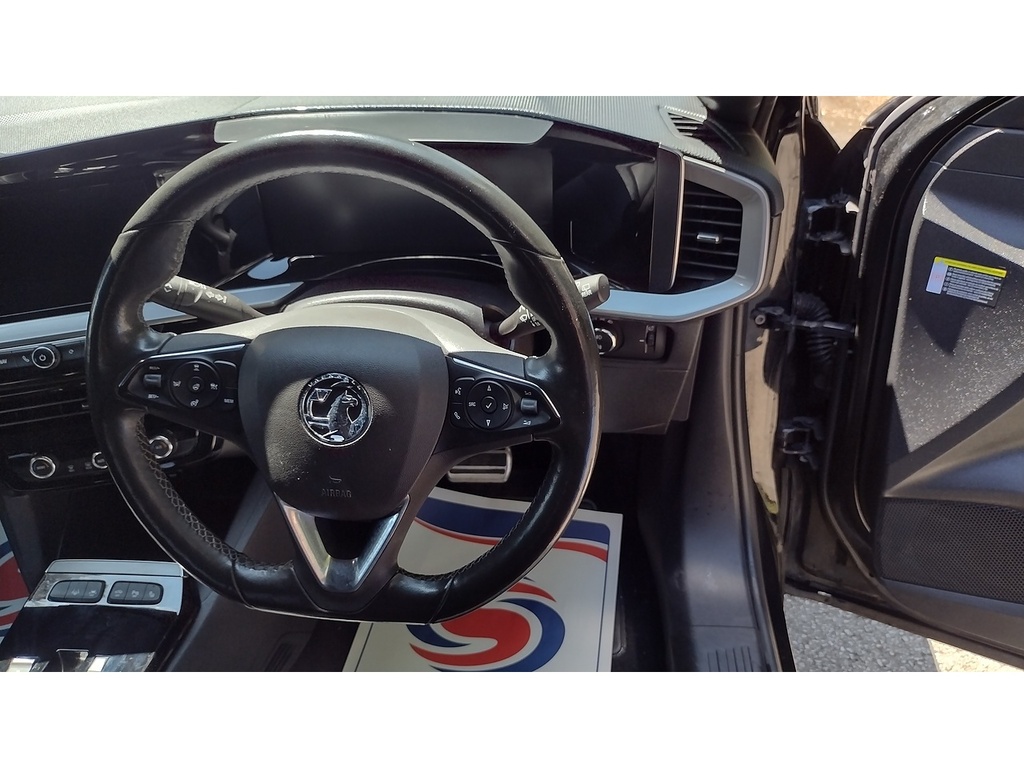 Vauxhall Mokka-e Ultimate Black #6