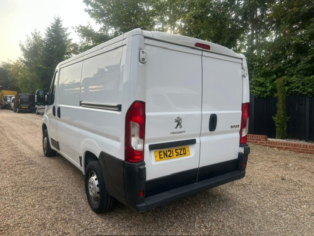 Peugeot Boxer Bluehdi 333 Professional White #3