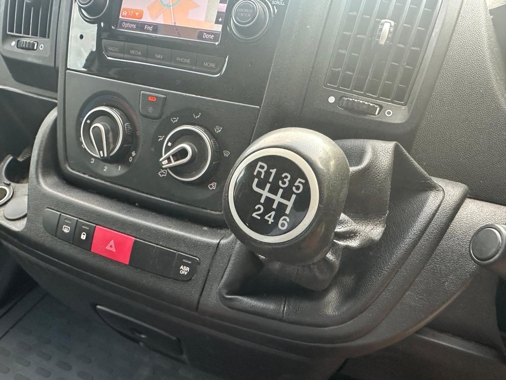 Peugeot Boxer Bluehdi 333 Professional White #6