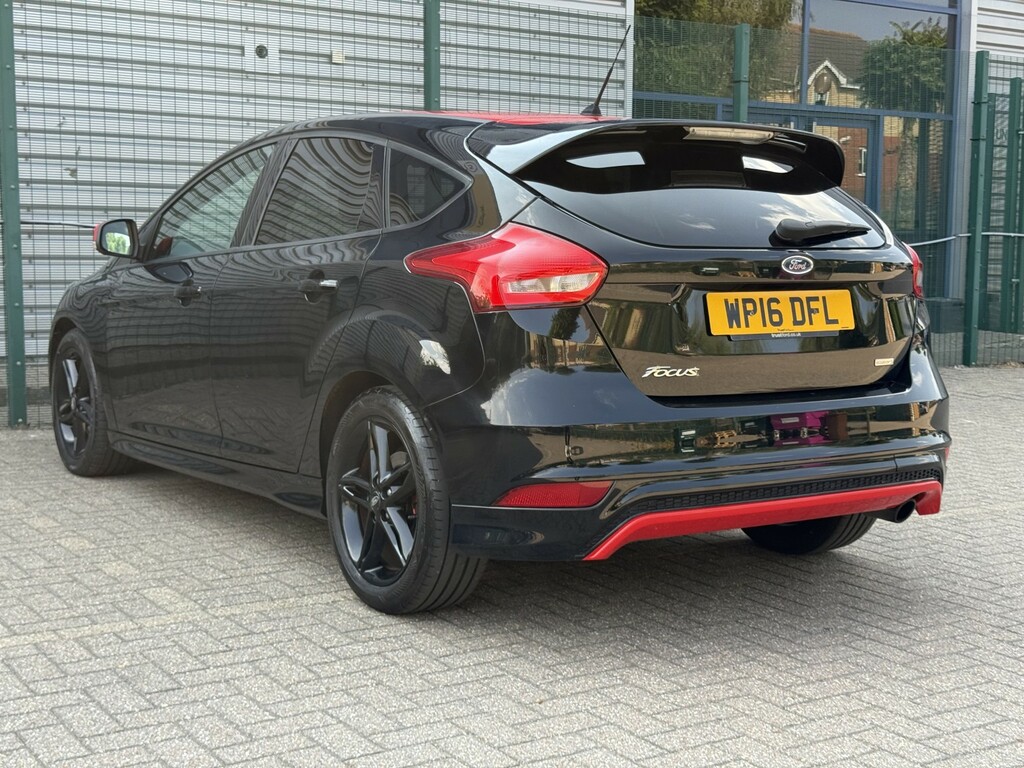 Ford Focus Hatchback 1.5T Ecoboost Zetec S Black Edition Euro Black #5
