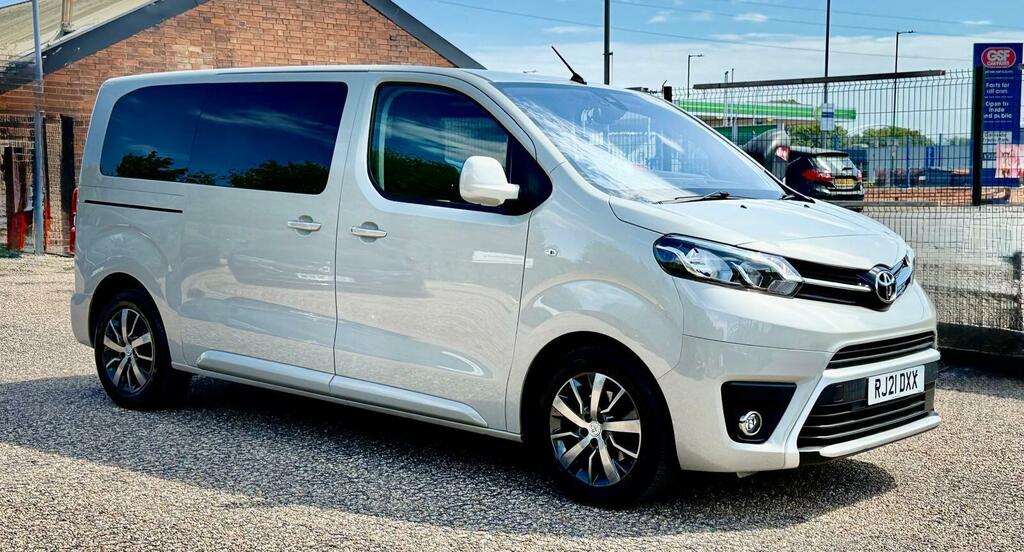 Toyota Proace Verso 2.0D Family Medium Mpv Mwb Euro 6 Ss Silver #2