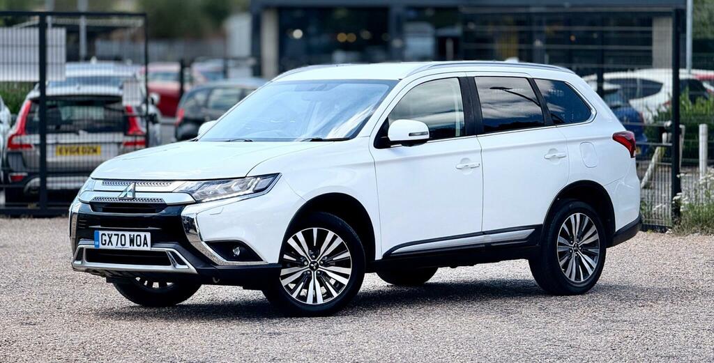 Mitsubishi Outlander 2.0 Mivec Exceed Cvt 4Wd Euro 6 Ss White