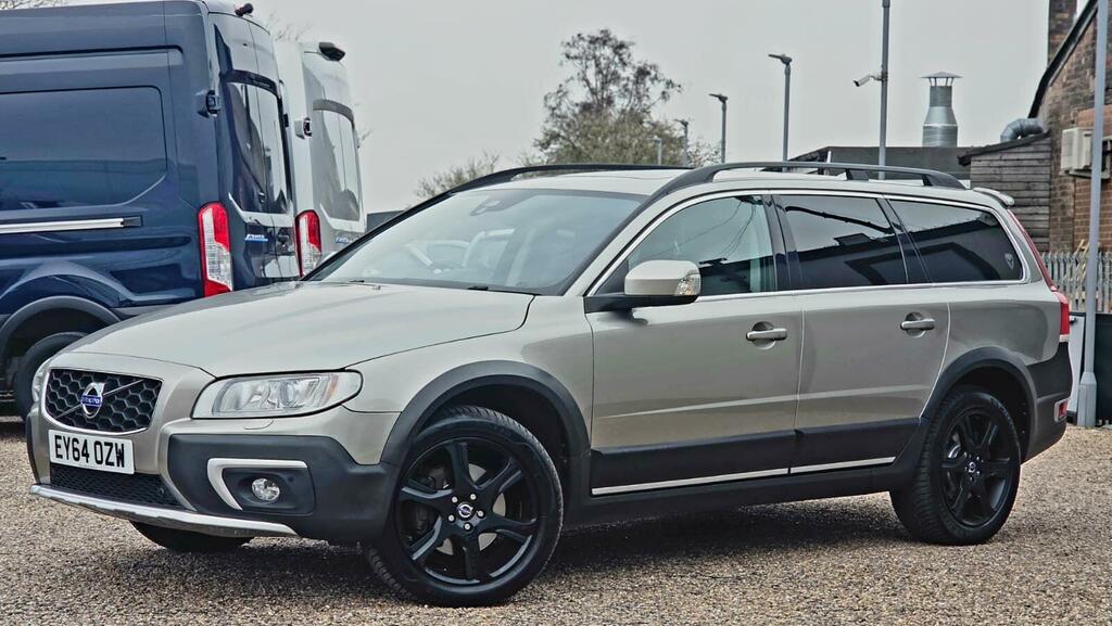 Volvo XC70 Se Lux Gold