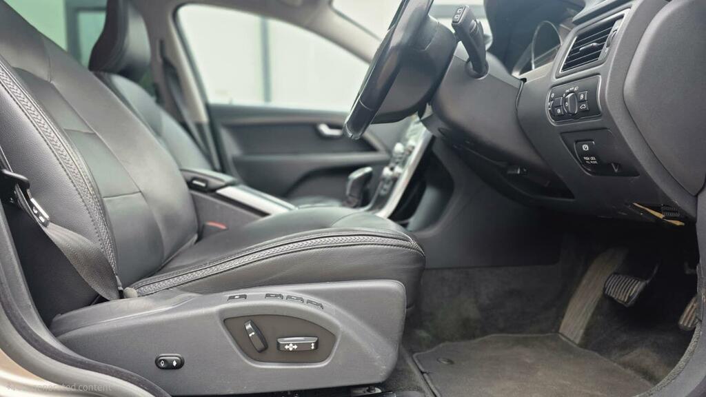 Volvo XC70 2.4 D5 Se Lux Geartronic Awd Euro 5 Blue #23