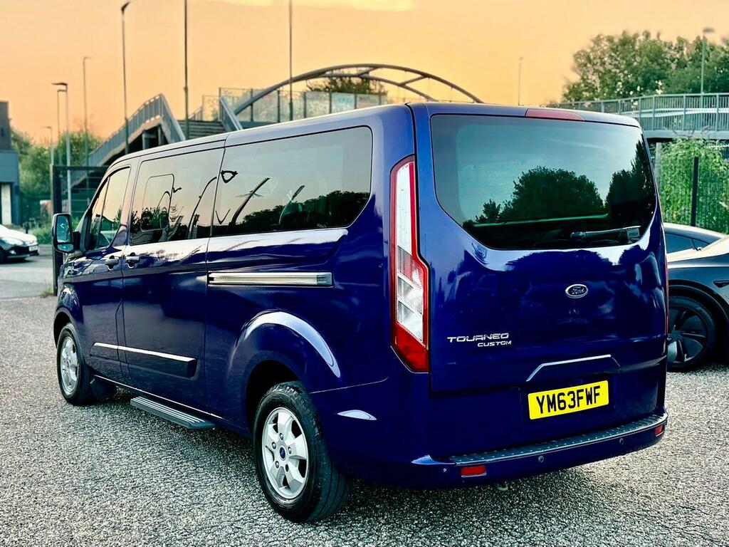 Ford Tourneo Custom Custom Van Black #10