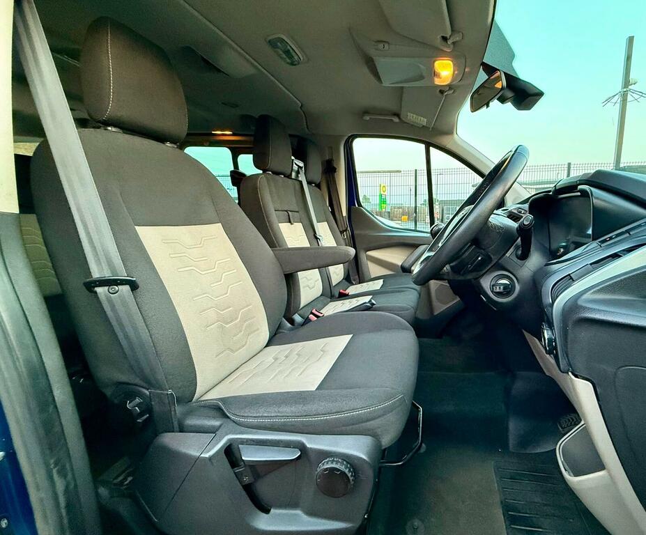 Ford Tourneo Custom Custom Van Black #12