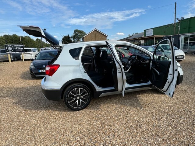 Suzuki SX4 S Cross Sx4 S-cross Sz5 Allgrip Red #11