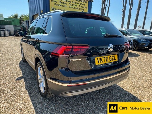 Volkswagen Tiguan 2.0 Tdi Sel Suv Dsg Euro 6 S S 150 P Black #4
