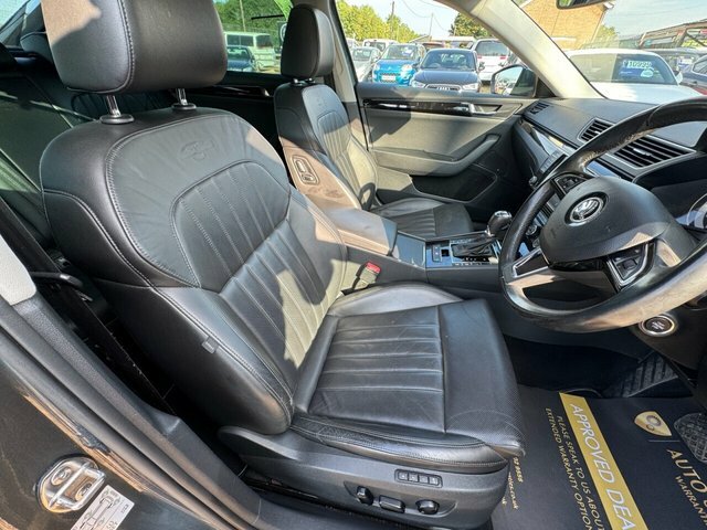 Skoda Superb Skoda Estate 2.0 Tdi Cr Sport Line Grey #14