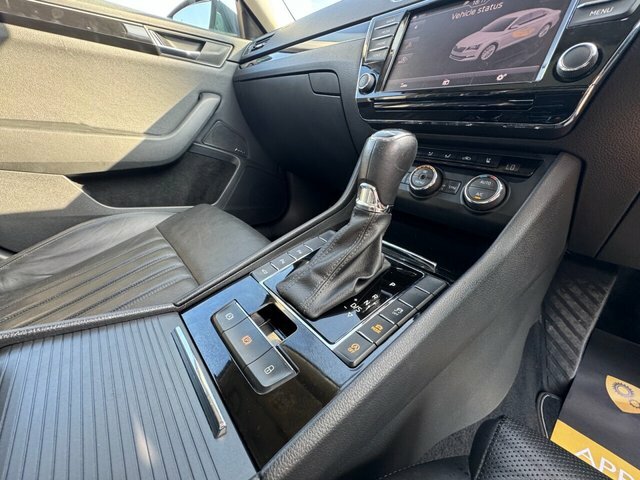 Skoda Superb Skoda Estate 2.0 Tdi Cr Sport Line Grey #18