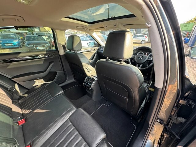 Skoda Superb Skoda Estate 2.0 Tdi Cr Sport Line Grey #37