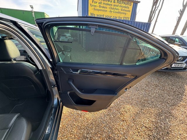 Skoda Superb Skoda Estate 2.0 Tdi Cr Sport Line Grey #36