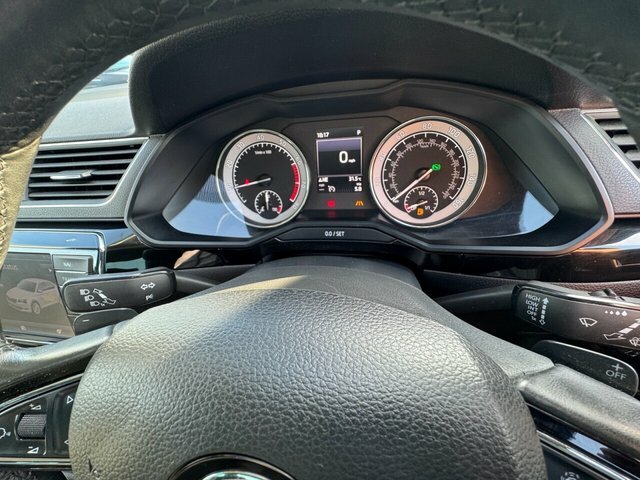 Skoda Superb Skoda Estate 2.0 Tdi Cr Sport Line Grey #17