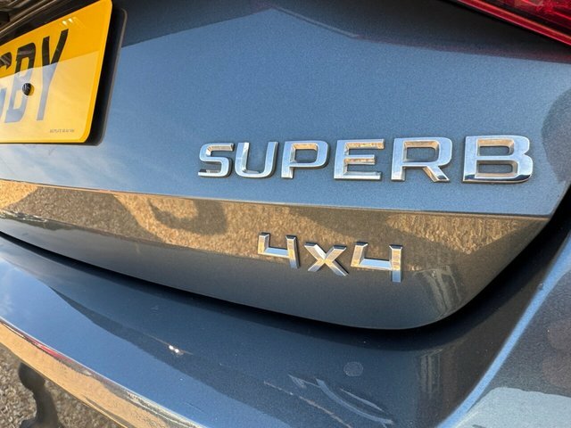 Skoda Superb Skoda Estate 2.0 Tdi Cr Sport Line Grey #9
