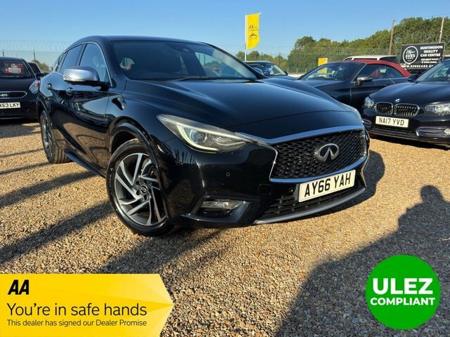 Infiniti Q30 1.5D City Black Edition Hatchback Manua AY66YAH Black