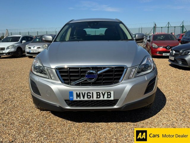 Volvo XC60 2.4 D5 Se Lux Suv Geartronic Awd Euro 5 Silver #2