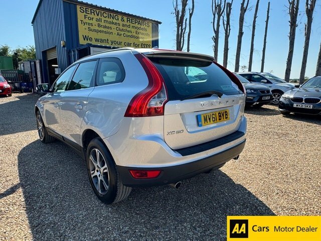 Volvo XC60 2.4 D5 Se Lux Suv Geartronic Awd Euro 5 Silver #5