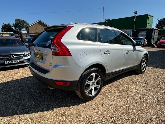 Volvo XC60 2.4 D5 Se Lux Suv Geartronic Awd Euro 5 Silver #6