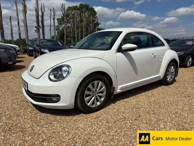Volkswagen Beetle 1.6 Tdi Bluemotion Tech Design Hatchback Diese White #3