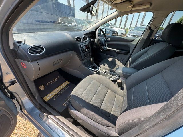 Ford Focus 1.6 Zetec Black #30