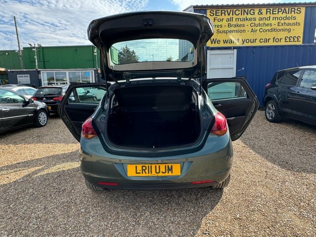 Vauxhall Astra 1.6I 16V Sri Green #11