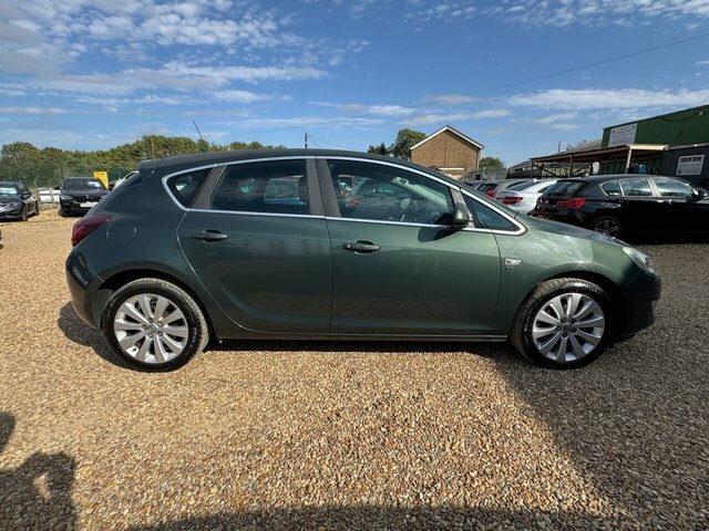 Vauxhall Astra 1.6I 16V Sri Green #9