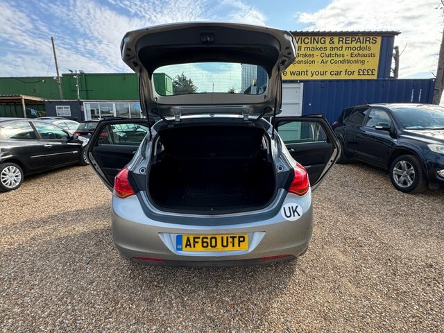 Vauxhall Astra 2.0 Cdti Sri Euro 5 Silver #13