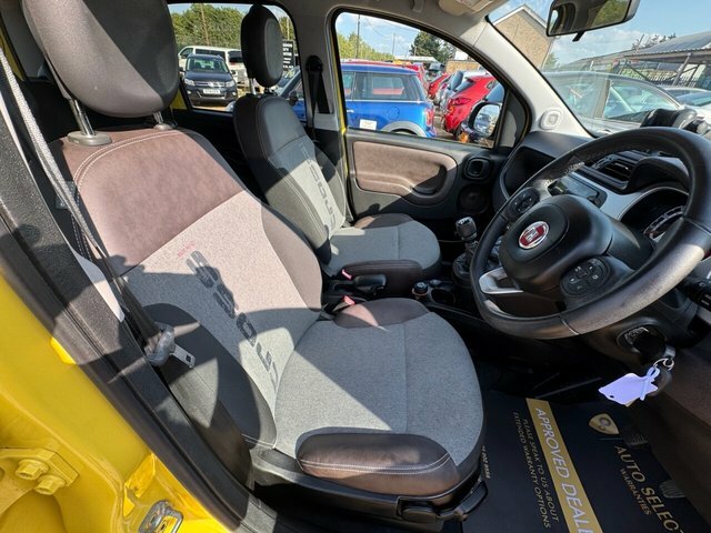 Fiat Panda Twinair Cross Yellow #17